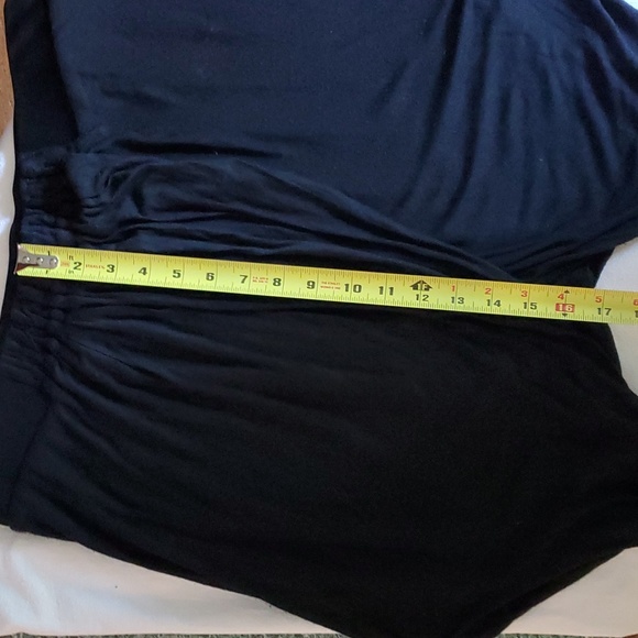 L.A.M.B Black Flowy Skirt Med - Picture 3 of 8